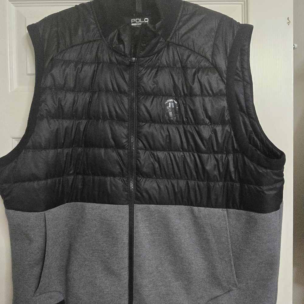 Polo Ralph Lauren Men's Quilted Black and Gray Vest
